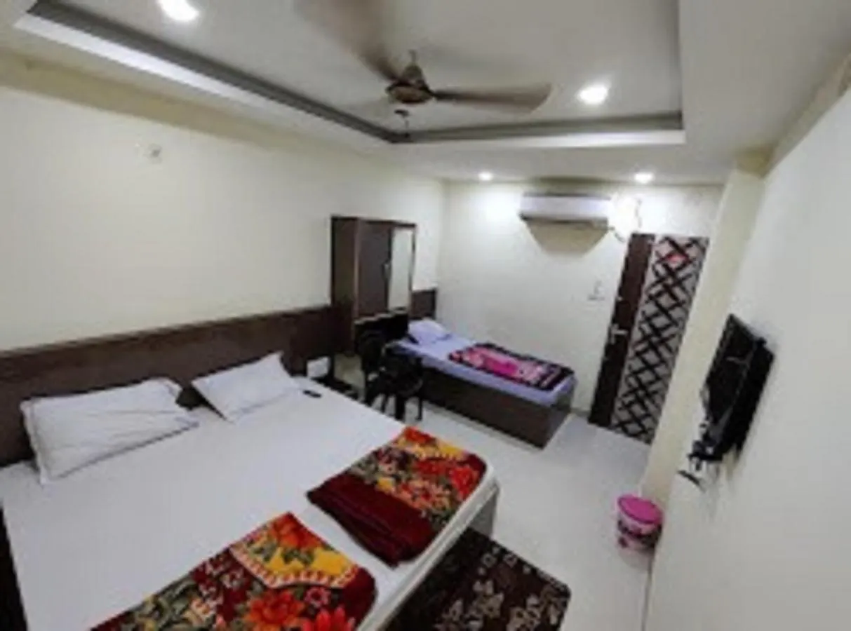 Swastik Guest House Varanasi
